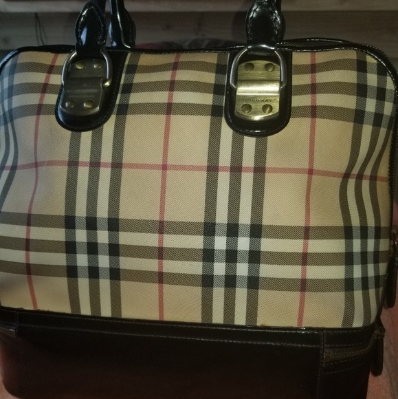 Authentic Burberry Bag - Picture 2 of 6
